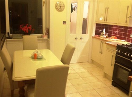 Glendevon Central Bed And Breakfast เอดินบะระ ภายนอก รูปภาพ