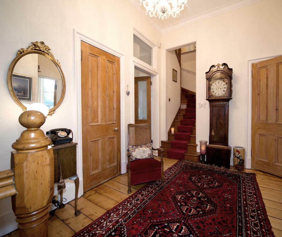 Glendevon Central Bed And Breakfast เอดินบะระ ภายนอก รูปภาพ