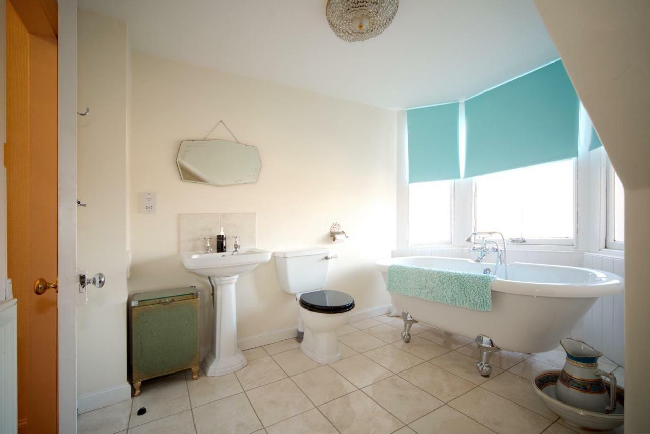 Glendevon Central Bed And Breakfast เอดินบะระ ภายนอก รูปภาพ